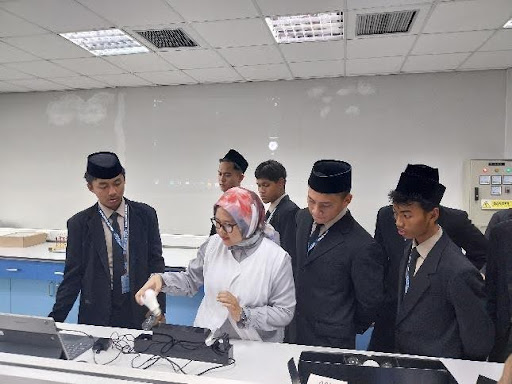 Kunjungan Laboratorium dari Pesantren Tahfidz Qur’an Fathan Mubiina