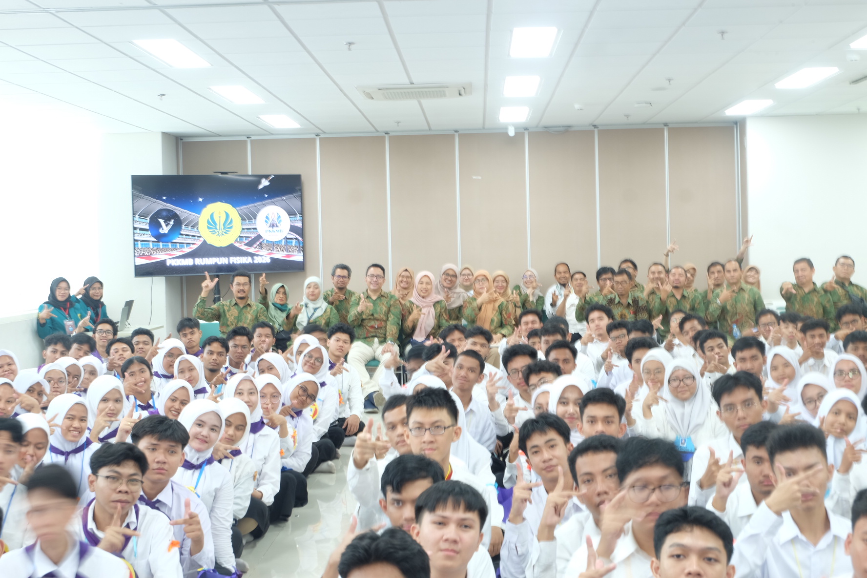 PKKMB Pendidikan Fisika UNJ 2026